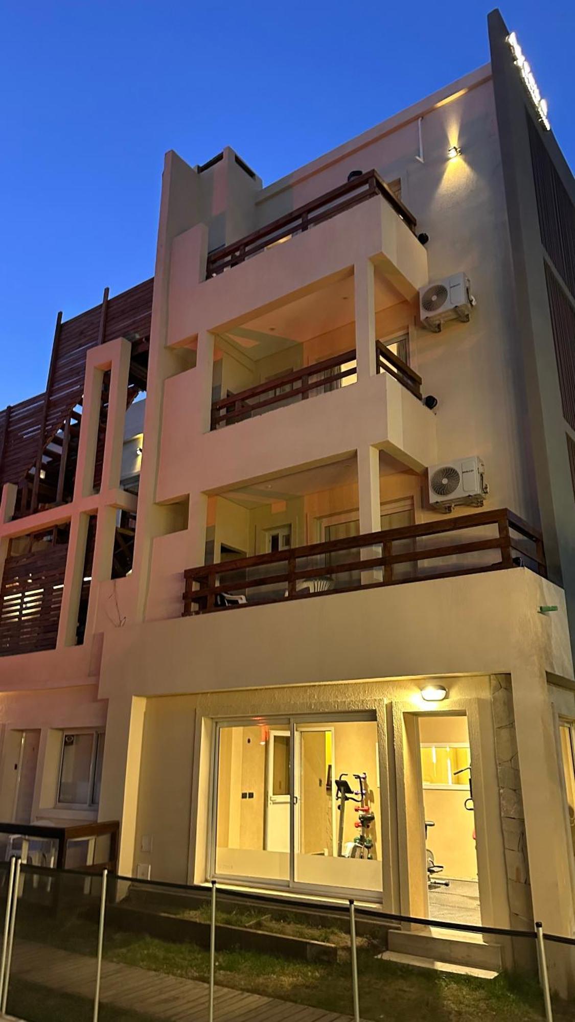 Apart-hotel Ayres Village