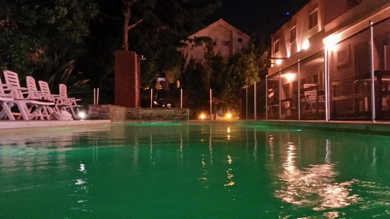 Ayres Village 3*