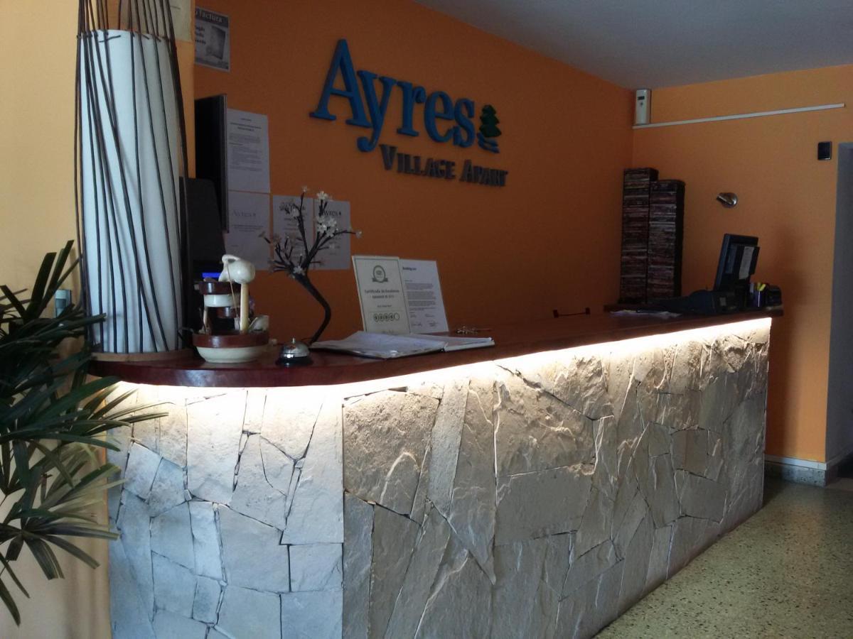 Apartahotel Ayres Village