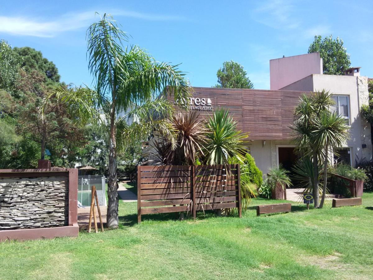 Apart-hotel Ayres Village Pinamar