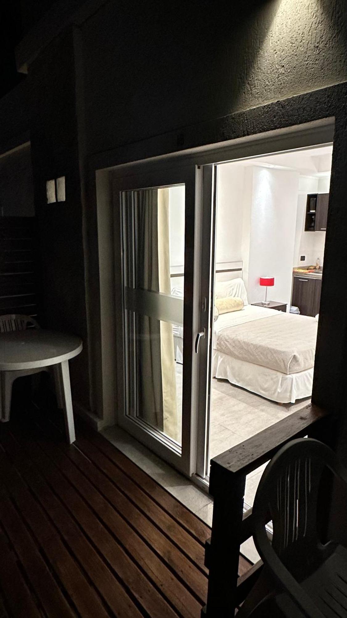 Apartahotel Ayres Village 3*
